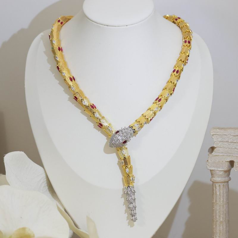 Bvlgari necklace 01yxx154
